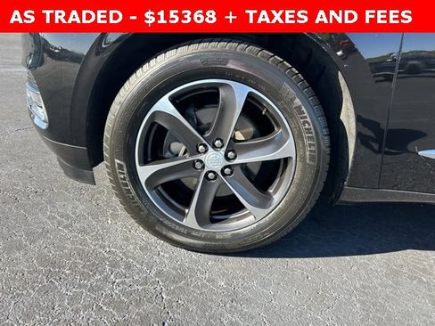 Used 2019 Buick Enclave Essence image 9