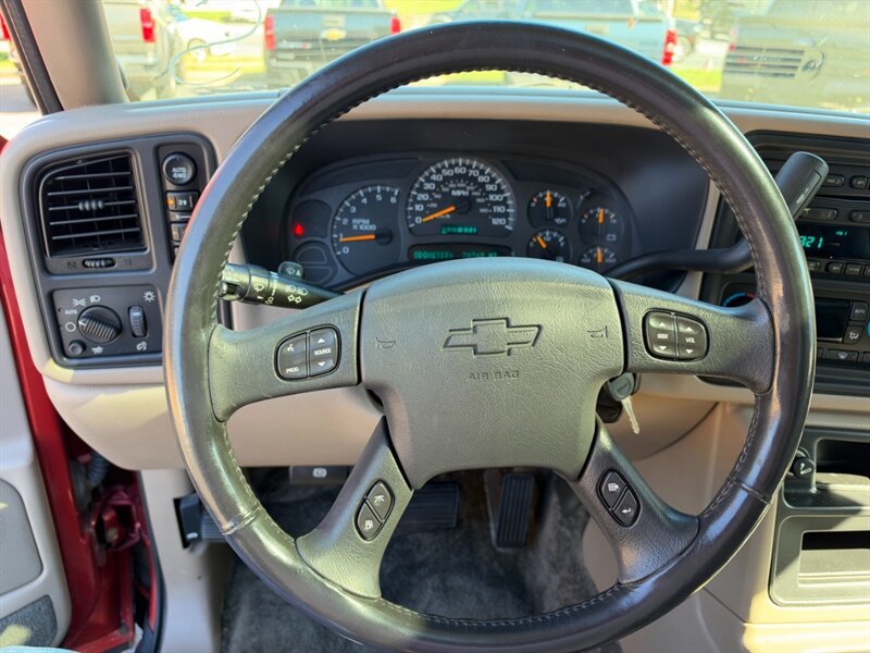 Used 2003 Chevrolet Avalanche 4x4 w/ Suspension Package, Off-Road image 20