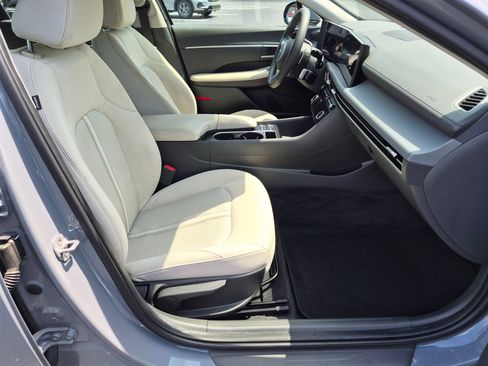 Used 2025 Hyundai Sonata SEL FWD image 35