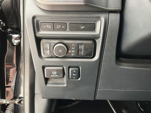 Used 2024 Ford F150 Lariat AWD/4WD image 27