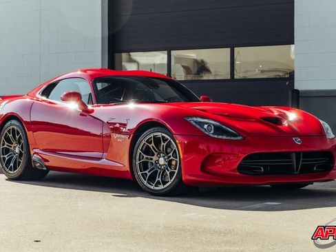 Used 2013 SRT Viper SRT-10 w/ Track Pkg RWD image 32