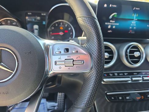 Used 2022 Mercedes-Benz GLC 300 image 22