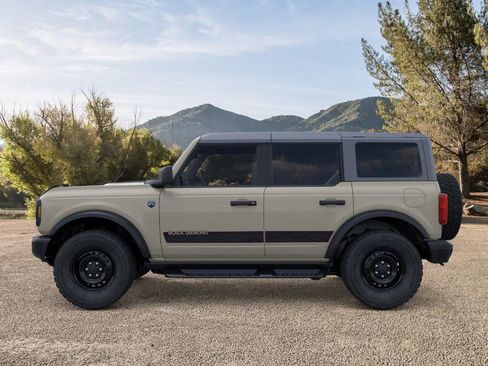 New 2026 Ford Bronco Big Bend w/ Black Diamond Package AWD/4WD image 3