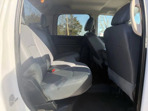 Used 2018 RAM 3500 Tradesman w/ Chrome Appearance Group AWD/4WD image 45