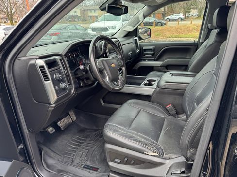 Used 2018 Chevrolet Silverado 1500 LTZ Z71 w/ LTZ Plus Package image 22