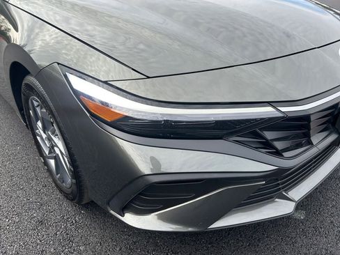 Certified 2024 Hyundai Elantra SEL image 36