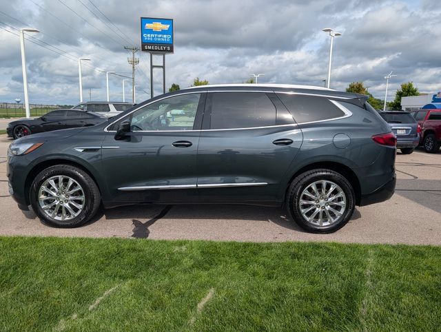Used 2018 Buick Enclave Essence AWD/4WD image 13