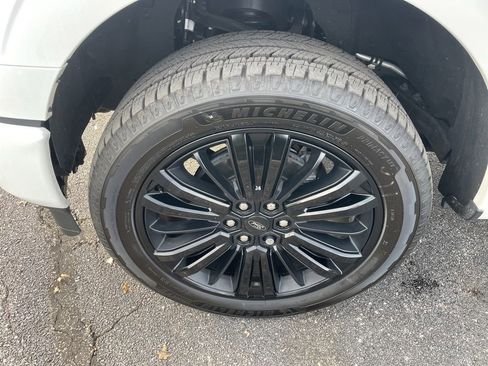 Used 2025 Ford F150 Platinum w/ Equipment Group 702A High image 10