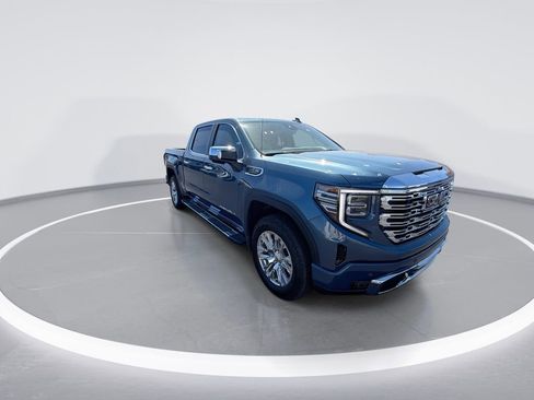 Used 2026 GMC Sierra 1500 Denali AWD/4WD image 2