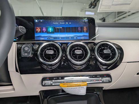 Certified 2026 Mercedes-Benz CLA 250 4MATIC image 29