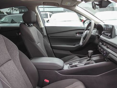 Used 2024 Honda Accord EX image 21