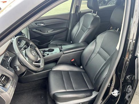 Certified 2023 Nissan Rogue SV w/ SV Premium Package image 13