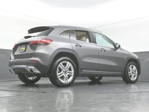 Used 2023 Mercedes-Benz GLA 250 4MATIC image 37