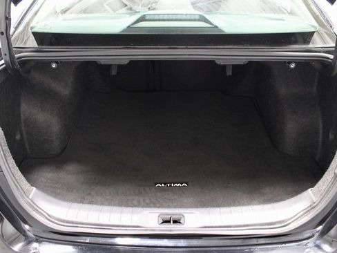 Certified 2024 Nissan Altima 2.5 SV FWD image 13