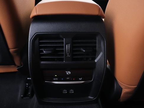 Certified 2025 BMW 430i w/ Premium Package image 21