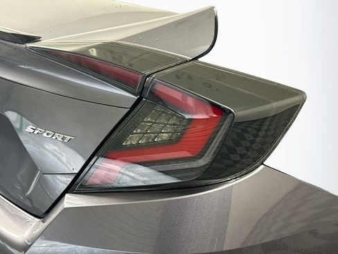 Used 2019 Honda Civic Sport image 34