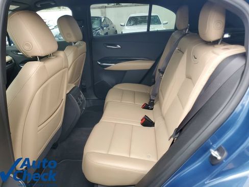 Certified 2024 Cadillac XT4 Luxury FWD image 12