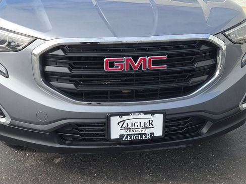 Used 2018 GMC Terrain SLE w/ Driver Convenience Package image 5