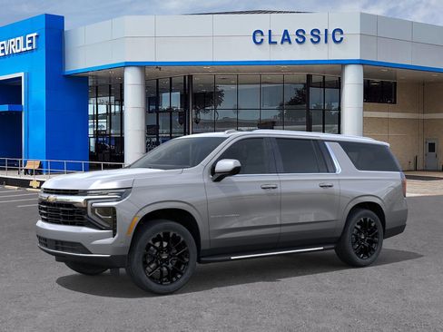 New 2026 Chevrolet Suburban LS image 2