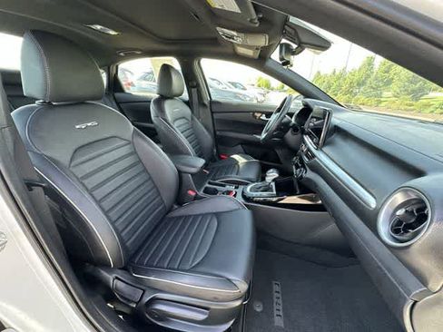 Used 2024 Kia Forte GT-Line w/ GT-Line Premium Package FWD image 24