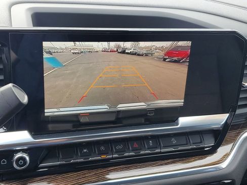 Used 2024 GMC Sierra 1500 Elevation image 23