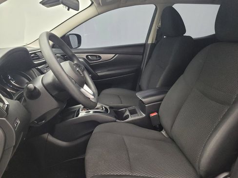 Used 2021 Nissan Rogue Sport S FWD image 17