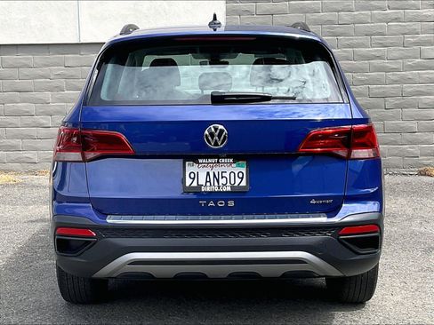 Certified 2024 Volkswagen Taos S AWD/4WD image 3
