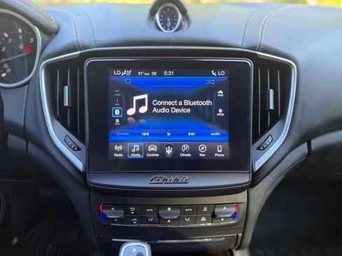 Used 2019 Maserati Ghibli S GranLusso RWD image 26