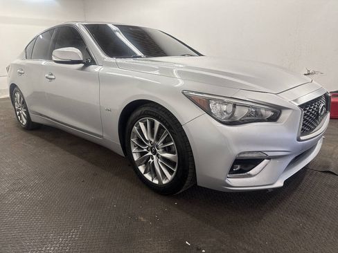 Used 2020 INFINITI Q50 Luxe RWD image 2