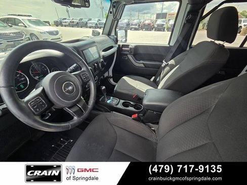Used 2017 Jeep Wrangler Unlimited Sport w/ Quick Order Package 24S AWD/4WD image 10