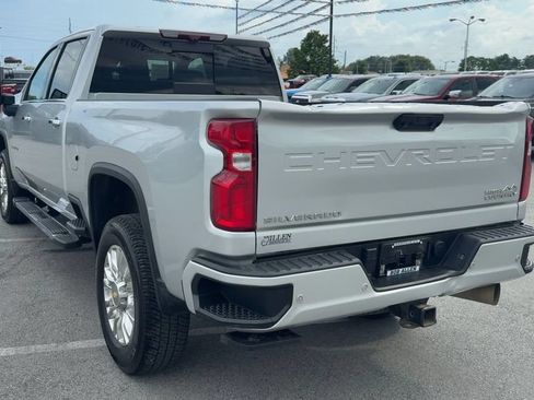 Used 2022 Chevrolet Silverado 3500 High Country w/ Z71 Off-Road Package AWD/4WD image 5