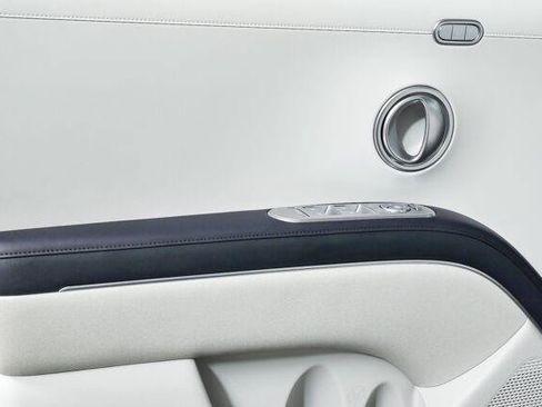 Certified 2026 Hyundai Palisade Calligraphy FWD image 6