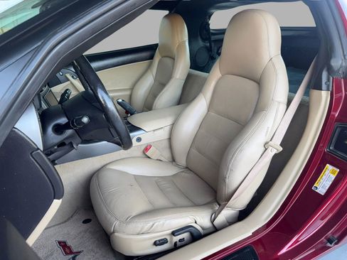 Used 2006 Chevrolet Corvette Coupe w/ Preferred Equipment Group image 18