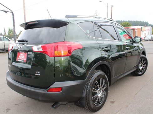 Used 2013 Toyota RAV4 LE AWD/4WD image 7