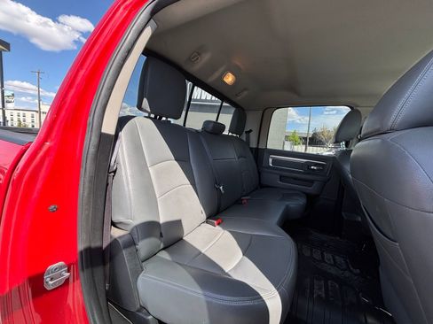 Used 2016 RAM 1500 Classic SLT w/ Cold Weather Group AWD/4WD image 13