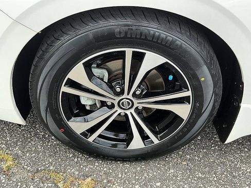 Used 2021 Nissan Sentra SV w/ Trunk Package FWD image 8