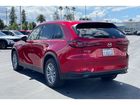 Used 2024 MAZDA CX-90 3.3 Turbo w/ Preferred Package image 4