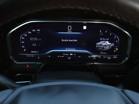 Used 2022 Chevrolet Silverado 1500 RST image 16