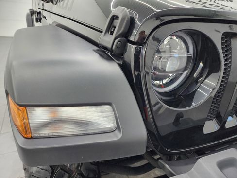 Used 2022 Jeep Wrangler Unlimited Sport image 20