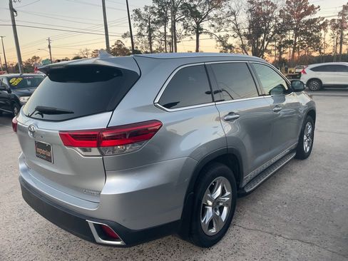Used 2019 Toyota Highlander Limited image 5