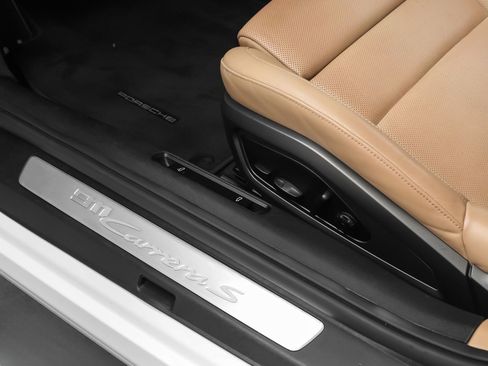 Certified 2021 Porsche 911 Carrera S RWD image 30