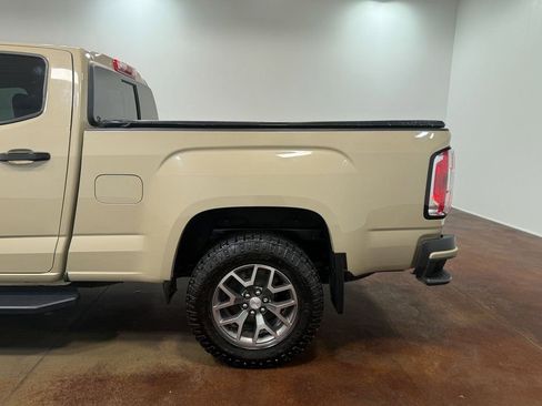 Used 2022 GMC Canyon AT4 image 36