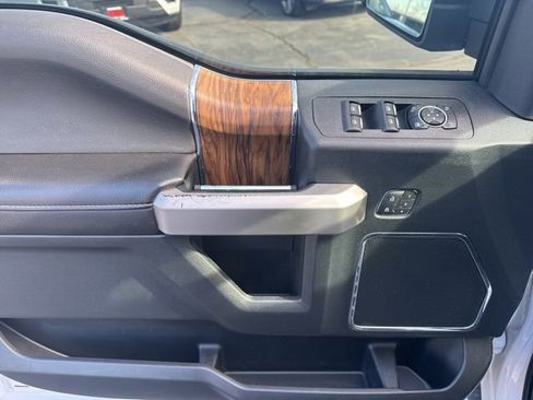 Used 2019 Ford F150 Lariat w/ Equipment Group 502A Luxury image 11