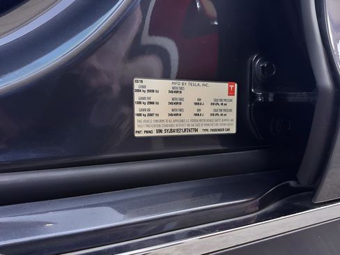 Used 2018 Tesla Model S 100D image 28