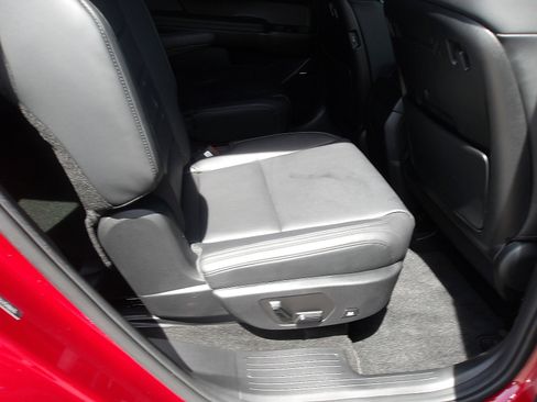 Used 2025 Hyundai Santa Fe Calligraphy image 11