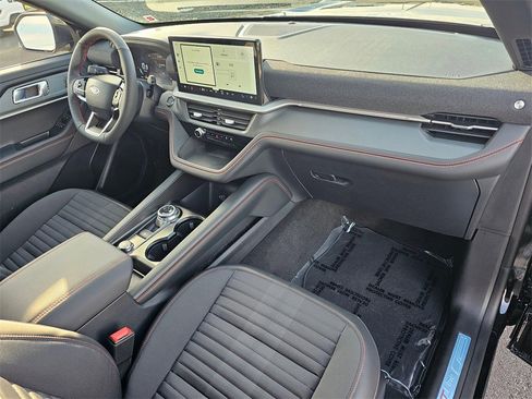 New 2026 Ford Explorer ST-Line image 16