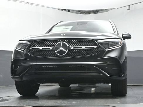 Used 2026 Mercedes-Benz GLC 300 image 40