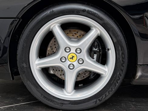 Used 1998 Ferrari 550 Maranello Coupe RWD image 10