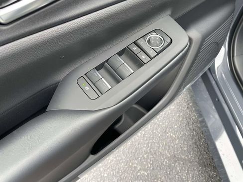 New 2026 Toyota Prius Plug-In Hybrid image 28