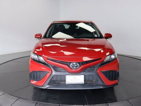 Used 2024 Toyota Camry SE w/ Cold Weather Package image 8